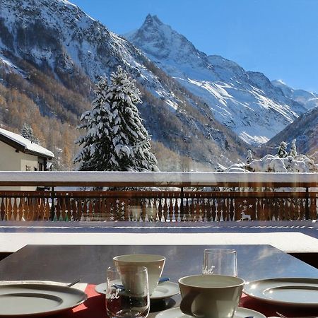 Hotel Garni Les Bouquetins Зинал Екстериор снимка