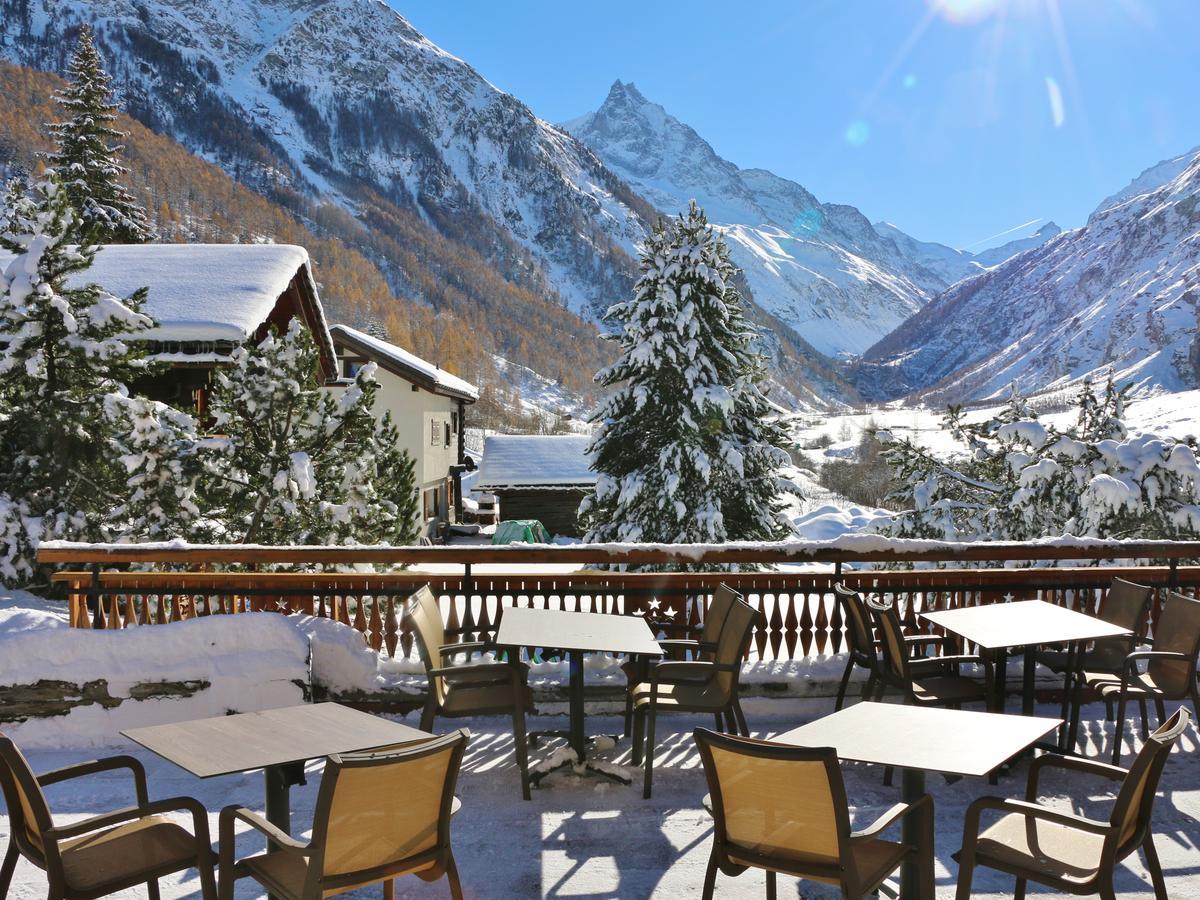 Hotel Garni Les Bouquetins Зинал Екстериор снимка