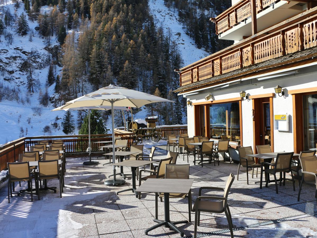 Hotel Garni Les Bouquetins Зинал Екстериор снимка