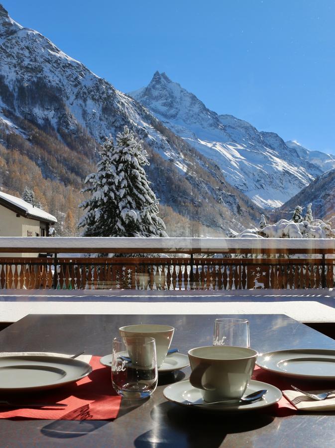 Hotel Garni Les Bouquetins Зинал Екстериор снимка