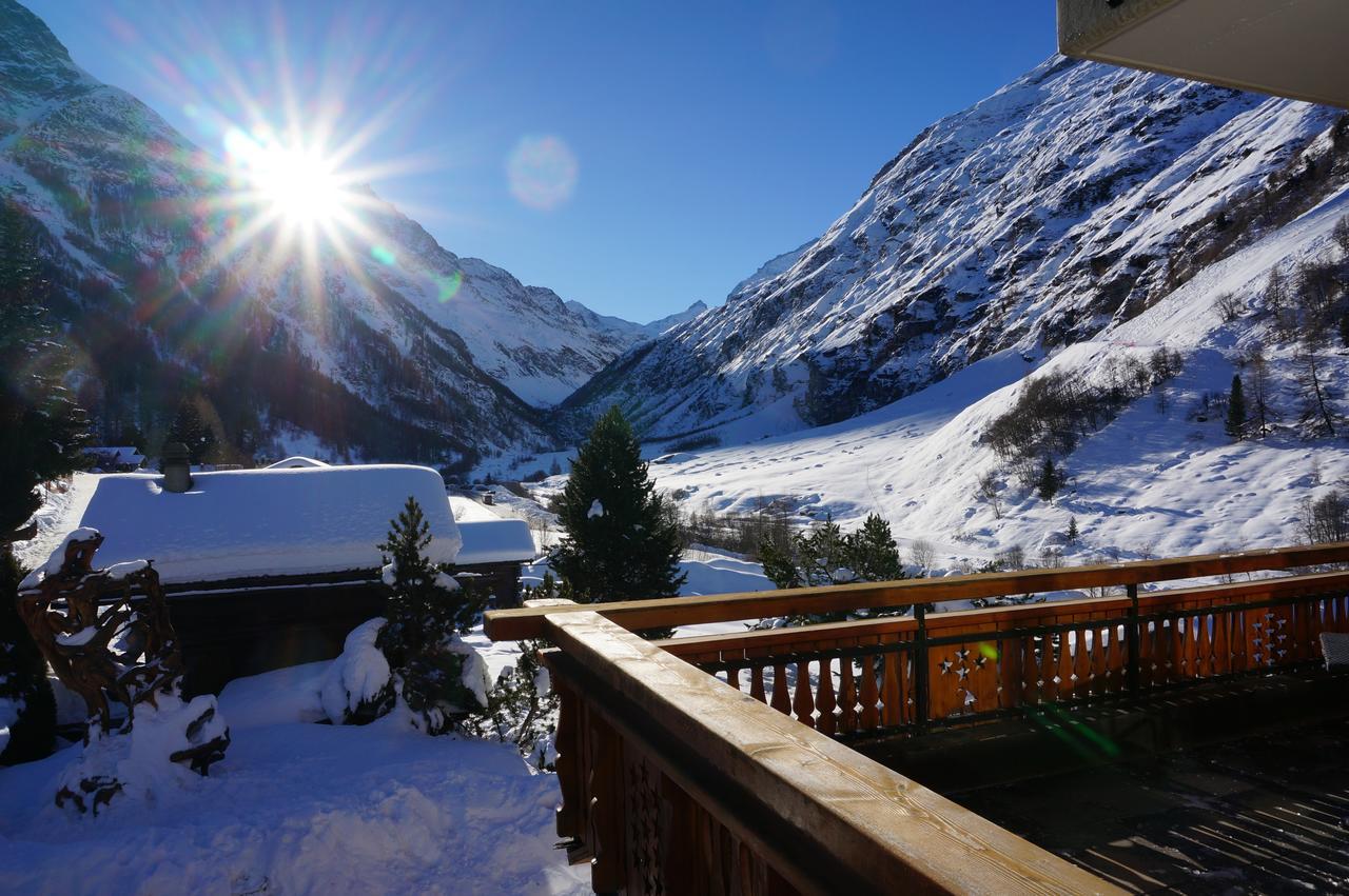 Hotel Garni Les Bouquetins Зинал Екстериор снимка